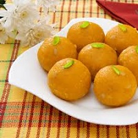 Besan Ka Laddu